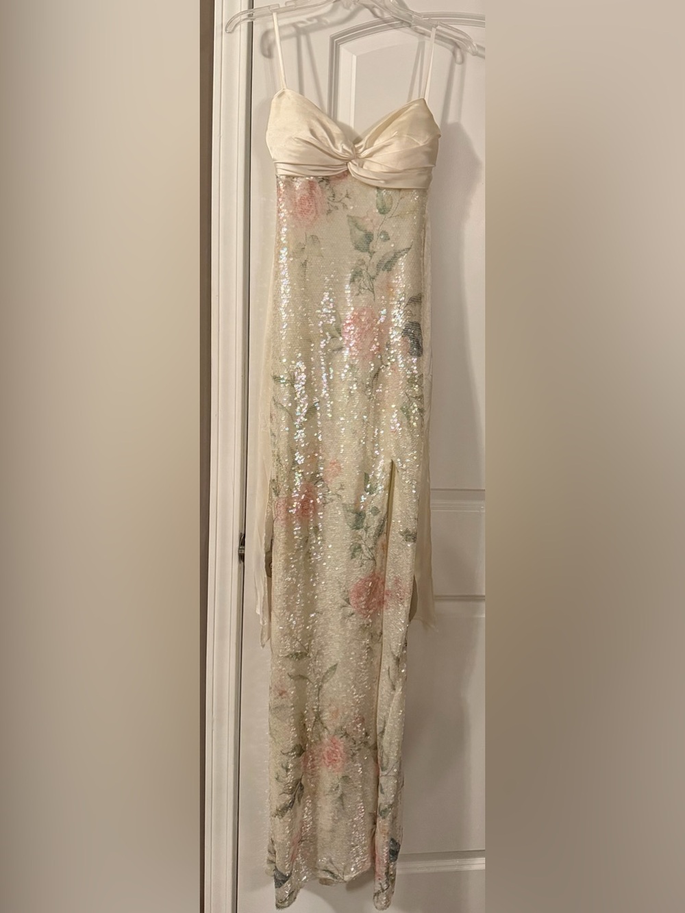 City Vibe Floral Sequin Mesh Twist Front Prom Gown Size 3/4